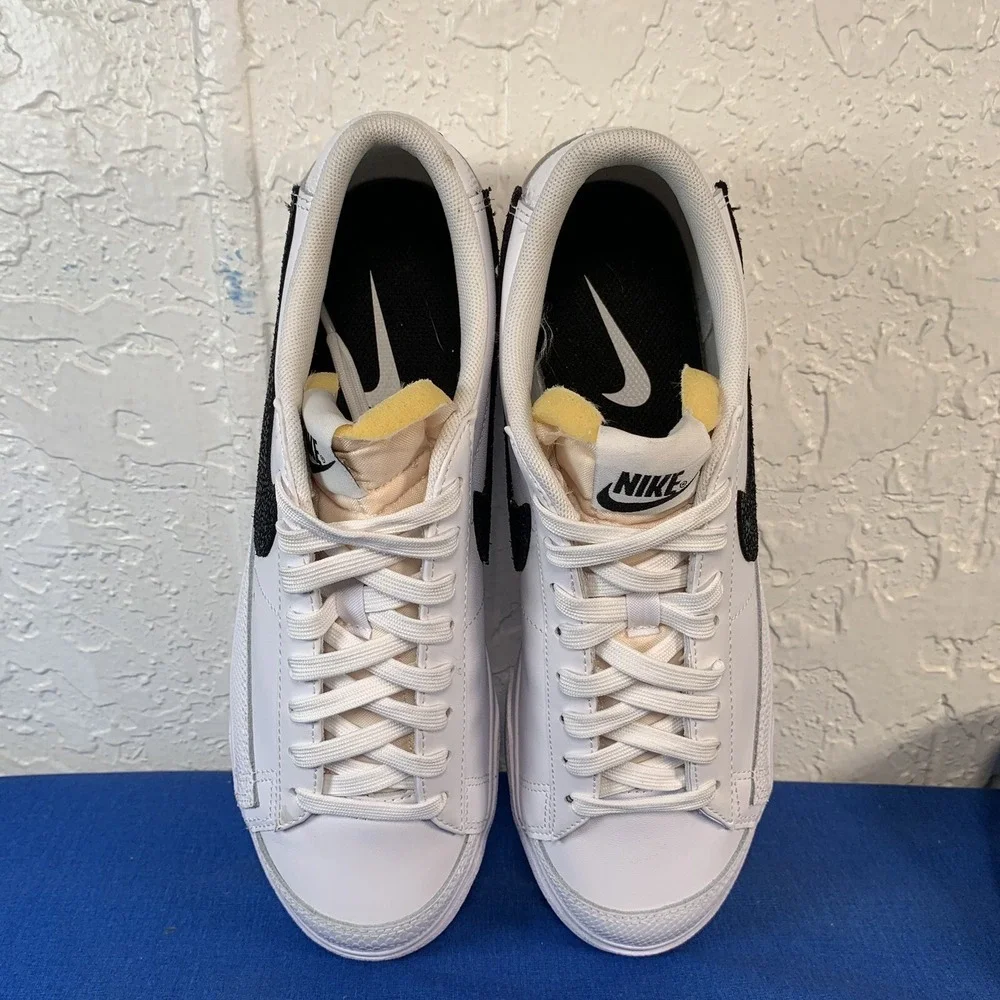 Nike Blazer Low Platform Women 9.5 White Sneakers Black Snakeskin DZ5210-100